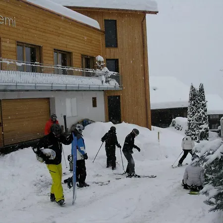 Casa Il Siemi Bed & Breakfast Luven